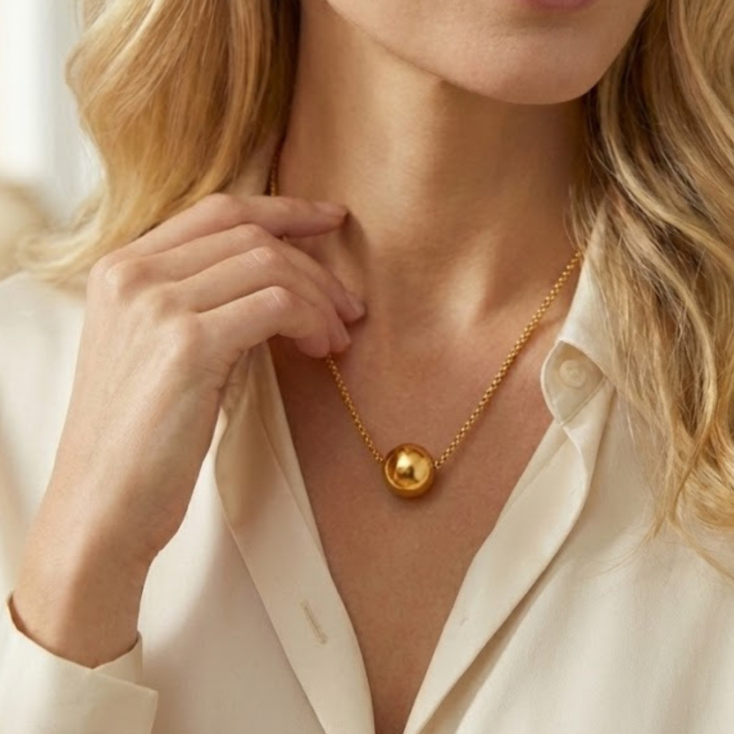 Minimal Gold Bead Necklace