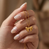 Gold Bow Dainty Necklace
