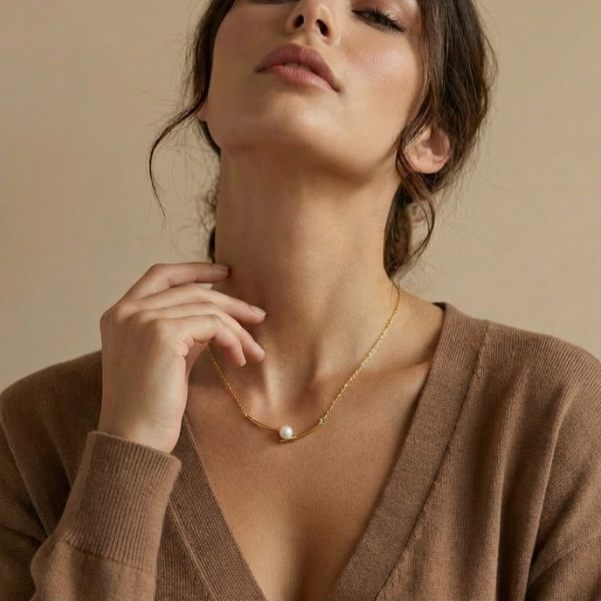 Minimal Pearl Gold Necklace