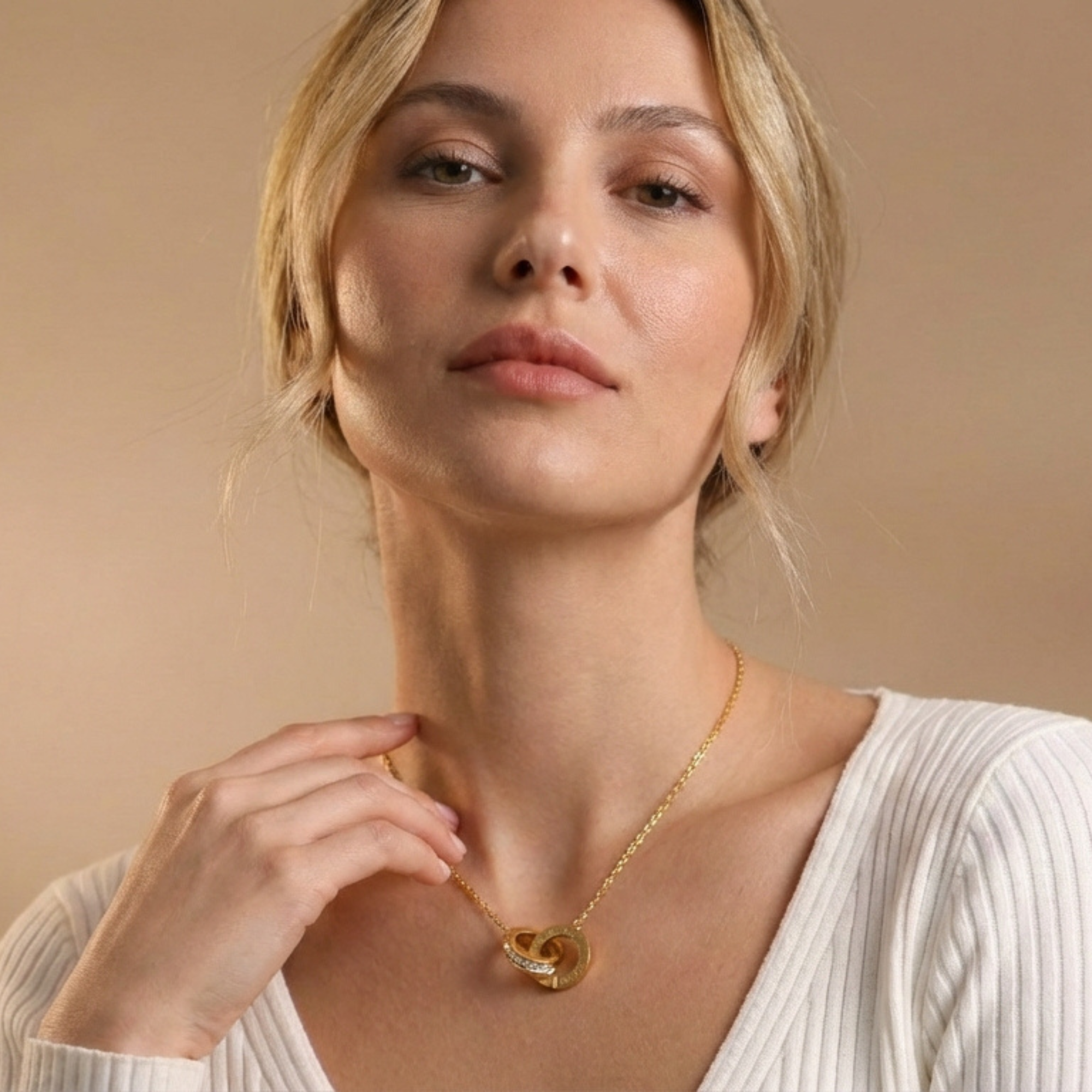 Interlocking Circle Necklace